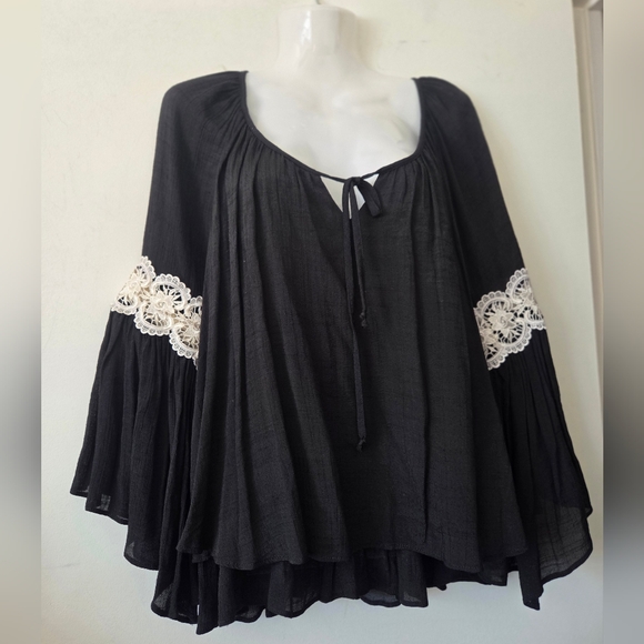 Joseph Ribkoff Black BohoTop with Lace Detailing - Picture 2 of 8